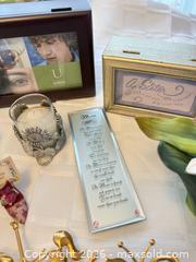MaxSold Auction: Mixed Home Decor Lot: Picture Frames, Figurines, Lamp & More - London (Ontario, Canada) PARTNER MANAGED Downsizing Online Auction - Reeves Avenue