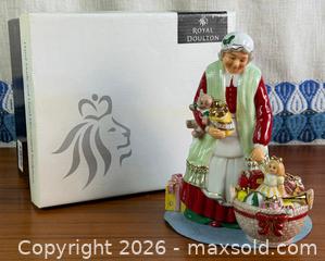 MaxSold Auction: Royal Doulton 'Mrs. Claus' Limited Edition 2005 Exclusive HN4799 - Hamilton (Ontario, Canada) SELLER MANAGED Estate Sale Online Auction - Gertrude Street