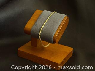 MaxSold Auction: 10KT Yellow Gold Italian Rope Chain Bracelet - London (Ontario, Canada) PARTNER MANAGED Downsizing Online Auction - Trillium Crescent