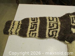 MaxSold Auction: VINTAGE ESTATE AUTHENTIC COWICHAN INDIAN KNIT SWEATER #1 - Quinte West (Ontario, Canada) PARTNER MANAGED Estate Sale Online Auction - Wallbridge Loyalist Road Wallbridge Loyalist Road