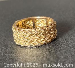 MaxSold Auction: 14K Gold Braided Design Ring, Size 7 - Hamilton (Ontario, Canada) SELLER MANAGED Downsizing Online Auction -  Sherman Avenue South