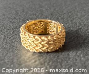 MaxSold Auction: 14K Gold Wide Braided Band Ring Marked 'AJJAX PERU' - Hamilton (Ontario, Canada) SELLER MANAGED Downsizing Online Auction -  Sherman Avenue South