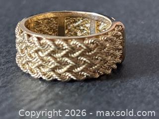 MaxSold Auction: 14K Gold Wide Braided Band Ring Marked 'AJJAX PERU' - Hamilton (Ontario, Canada) SELLER MANAGED Downsizing Online Auction -  Sherman Avenue South