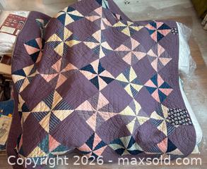 MaxSold Auction: Hand-Pieced Pinwheel Quilt with Purple Background - Hamilton (Ontario, Canada) SELLER MANAGED Downsizing Online Auction -  Sherman Avenue South