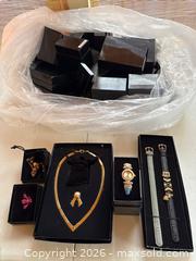 MaxSold Auction: Joan Rivers Classic Collection Jewelry and Accessories - Hamilton (Ontario, Canada) SELLER MANAGED Downsizing Online Auction -  Sherman Avenue South