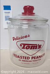 MaxSold Auction: Vintage Glass Tom's Toasted Peanuts Counter Display Jar. B - Lakeland (Florida, USA) SELLER MANAGED Moving Online Auction - Highway 33 (STORAGE)