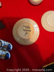 MaxSold Auction: Assorted Delft & Canadian Souvenir Ceramic Miniatures - Calgary (Alberta, Canada) PARTNER MANAGED Downsizing Online Auction - Cedar Crescent Southwest (CONDO)