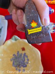MaxSold Auction: Assorted Delft & Canadian Souvenir Ceramic Miniatures - Calgary (Alberta, Canada) PARTNER MANAGED Downsizing Online Auction - Cedar Crescent Southwest (CONDO)