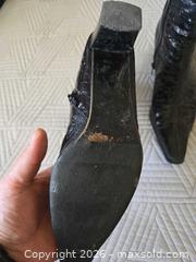 MaxSold Auction: Stuart Weitzman Black Leather Patent Ankle Booties Size 8.5/9 Quad A - Calgary (Alberta, Canada) PARTNER MANAGED Downsizing Online Auction - Cedar Crescent Southwest (CONDO)