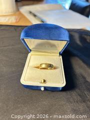 MaxSold Auction: 14K Yellow Gold Plain Wedding Band - Kawartha Lakes (Ontario, Canada) PARTNER MANAGED Downsizing Online Auction - Sugarbush Trail