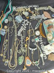 MaxSold Auction: Mixed Jewelry Lot with Watches, Semi-Precious & Pearls - Kawartha Lakes (Ontario, Canada) PARTNER MANAGED Downsizing Online Auction - Sugarbush Trail