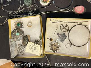 MaxSold Auction: Mixed Metal Vintage Jewelry Lot with Multiple Stone Inlays - Kawartha Lakes (Ontario, Canada) PARTNER MANAGED Downsizing Online Auction - Sugarbush Trail