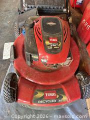 MaxSold Auction: Toro Recycler 22" 22 in Self-Propelled Lawn Mower - Kawartha Lakes (Ontario, Canada) PARTNER MANAGED Downsizing Online Auction - Sugarbush Trail