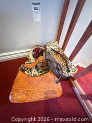 MaxSold Auction: Handbags, Purses A - Ottawa (Ontario, Canada) Moving Online Auction - Waverley Street