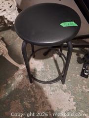 MaxSold Auction: Korg QS-1 88-Key Digital Piano / Keyboard with Stand and Stool B - Ottawa (Ontario, Canada) Moving Online Auction - Waverley Street
