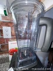 MaxSold Auction: Vitamix Professional Series 200 Countertop Blender B - Ottawa (Ontario, Canada) Moving Online Auction - Waverley Street