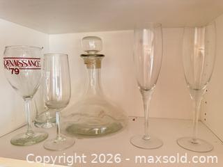 MaxSold Auction: Assorted Glass Barware Lot – Wine, Champagne, Decanter, Flutes - North Saanich (British Columbia, Canada) PARTNER MANAGED Estate Sale Online Auction - Woodcreek Drive