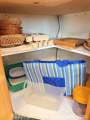 MaxSold Auction: Assorted Kitchen Food Storage & Accessories Lot (6-15 pcs) - North Saanich (British Columbia, Canada) PARTNER MANAGED Estate Sale Online Auction - Woodcreek Drive