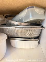 MaxSold Auction: Assorted Kitchen Food Storage & Accessories Lot (6-15 pcs) - North Saanich (British Columbia, Canada) PARTNER MANAGED Estate Sale Online Auction - Woodcreek Drive