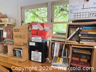 MaxSold Auction: Lot of 50+ Books - Mixed Genres, Hardcover & Paperback - North Saanich (British Columbia, Canada) PARTNER MANAGED Estate Sale Online Auction - Woodcreek Drive