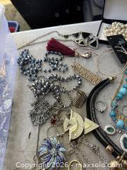 MaxSold Auction: A NICE LOT OF COSTUME JEWELRY. - Hamilton (Ontario, Canada) SELLER MANAGED Downsizing Online Auction - St. Clair Avenue