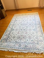 MaxSold Auction: Ivory rug  - Toronto (Ontario, Canada) SELLER MANAGED Moving Online Auction - North Park Drive