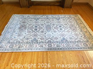 MaxSold Auction: Ivory rug  - Toronto (Ontario, Canada) SELLER MANAGED Moving Online Auction - North Park Drive
