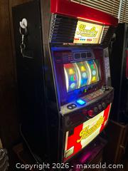 MaxSold Auction: Hound Dog Upright Pachislo Slot Machine - Red/White/Chrome - Langley (British Columbia, Canada) SELLER MANAGED Estate Sale Online Auction -  244 Street