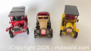MaxSold Auction: Set of Three Vintage-Style Die-Cast Metal Cars, 3–4 in - Toronto (Ontario, Canada) SELLER MANAGED Moving Online Auction - Langford Avenue