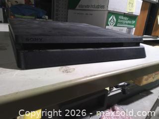 MaxSold Auction: Sony PlayStation 4 slim - Upper Moreland Township (Pennsylvania, USA) SELLER MANAGED Charity/Fundraising Online Auction - Davisville Road