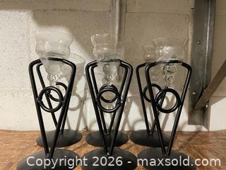 MaxSold Auction: Set of 6 Black Metal and Glass Candle Holders - Toronto (Ontario, Canada) SELLER MANAGED Estate Sale Online Auction - Queens Drive