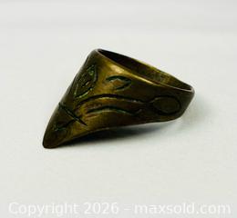 MaxSold Auction: Brass Archer’s Thumb Ring with Engraved Motifs | Central Asian/Persian Tradition | Circa 17th–19th Century - Maxsold Signature - Museum-Quality Artifacts, Ancient Antiquities and Collector Finds (CAN and US Shipping)