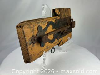 MaxSold Auction: Colonial Wooden Locking Mechanism with Hand-Forged Hardware | 18th Century - Maxsold Signature - Museum-Quality Artifacts, Ancient Antiquities and Collector Finds (CAN and US Shipping)