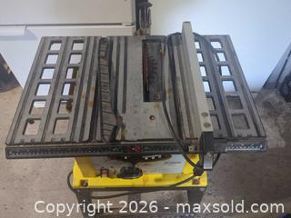 MaxSold Auction: Tomak TMK82 Table Saw 10" (250mm) - Ottawa (Ontario, Canada) SELLER MANAGED Downsizing Online Auction -  Warner Way