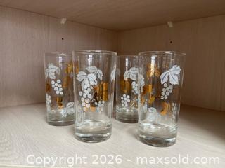 MaxSold Auction: x4 Vintage Decorative Grape Glasses - Clarington (Ontario, Canada) SELLER MANAGED Estate Sale Online Auction - Fenning Drive