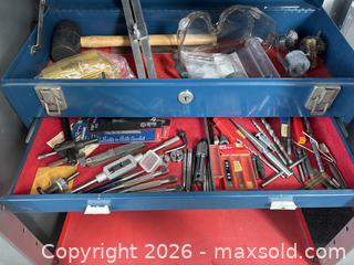 MaxSold Auction: Metal toolbox - Toronto (Ontario, Canada) PARTNER MANAGED Commercial Liquidation Online Auction - Steinway Boulevard                  