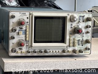 MaxSold Auction: Tektronic Oscilloscope - Toronto (Ontario, Canada) PARTNER MANAGED Commercial Liquidation Online Auction - Steinway Boulevard                  
