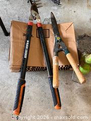 MaxSold Auction: Greenworks String Trimmer, Battery & Gardening Tools B - Ajax (Ontario, Canada) Moving Online Auction - Angier Crescent