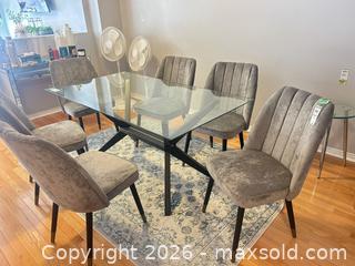 MaxSold Auction: Set of 6 Modern Glam Velvet Dining Chairs with Wood Legs C - Ajax (Ontario, Canada) Moving Online Auction - Angier Crescent