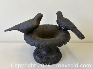 MaxSold Auction: Vintage Solid Cast-Iron Figural Avian Bird Bath - Toronto (Ontario, Canada) PARTNER MANAGED Reseller Online Auction - Railside Road