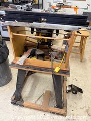 MaxSold Auction: DeWalt Router Mounted in Veritas Router Table with Accessories - Harcourt (Ontario, Canada) PARTNER MANAGED Downsizing Online Auction - Burleigh Road