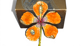 MaxSold Auction: Retired Jay Strongwater Hibiscus Lux Swarovski Art - Spring (Texas, USA) SELLER MANAGED Charity/Fundraising Online Auction - Danehill Drive