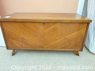 MaxSold Auction: Mid-Century Modern Solid Wood Blanket Chest with Tapered Legs - West Vancouver (British Columbia, Canada) SELLER MANAGED Estate Sale Online Auction - Clovelly Walk