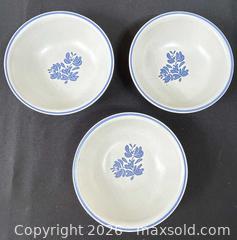MaxSold Auction: Pfaltzgraff Ceramic Blue Floral Serving Set - Ottawa (Ontario, Canada) PARTNER MANAGED Downsizing Online Auction - Fallowfield Road