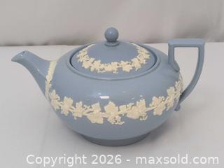 MaxSold Auction: Wedgwood Jasperware Light Blue Tea & Dinnerware Set (Lot) - Ottawa (Ontario, Canada) PARTNER MANAGED Downsizing Online Auction - Fallowfield Road