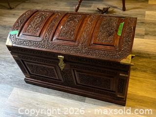 MaxSold Auction: Wooden Carved Trunk  - Kingston (Ontario, Canada) SELLER MANAGED Downsizing Online Auction -  Roosevelt Drive