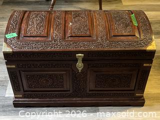 MaxSold Auction: Wooden Carved Trunk  - Kingston (Ontario, Canada) SELLER MANAGED Downsizing Online Auction -  Roosevelt Drive