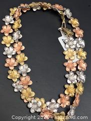 MaxSold Auction:  10K(20.4g),  TRI COLOR FLOWER UNIQUE DESIGN CHAIN 16" - Toronto (Ontario, Canada) PARTNER MANAGED Downsizing Online Auction - Yonge Street