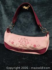 MaxSold Auction: Hello, Kitty, fuzzy hobo bag purse. - Fairfield (California, USA) SELLER MANAGED Downsizing Online Auction - Dobe Lane (STORAGE)