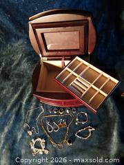 MaxSold Auction: Loaded jewelry box - Fairfield (California, USA) SELLER MANAGED Downsizing Online Auction - Dobe Lane (STORAGE)